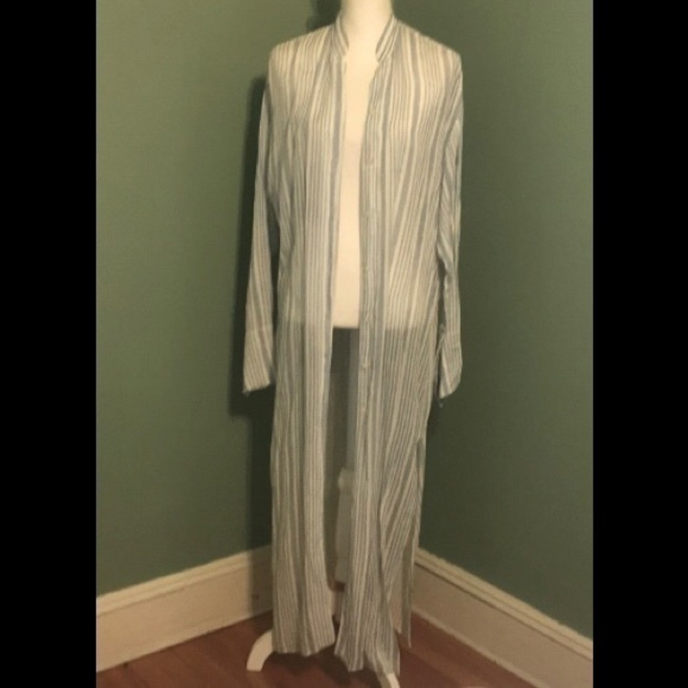 Victoria’s Secret‎ long blue/white striped duster/beach coverup